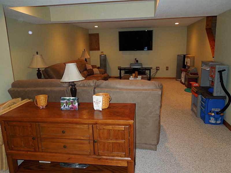 182 Penn Manor Road Irwin, PA 15642 - Photo 14 of 25 Family Room.
