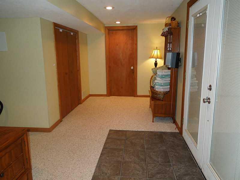 182 Penn Manor Road Irwin, PA 15642 - Photo 17 of 25 Family Room.