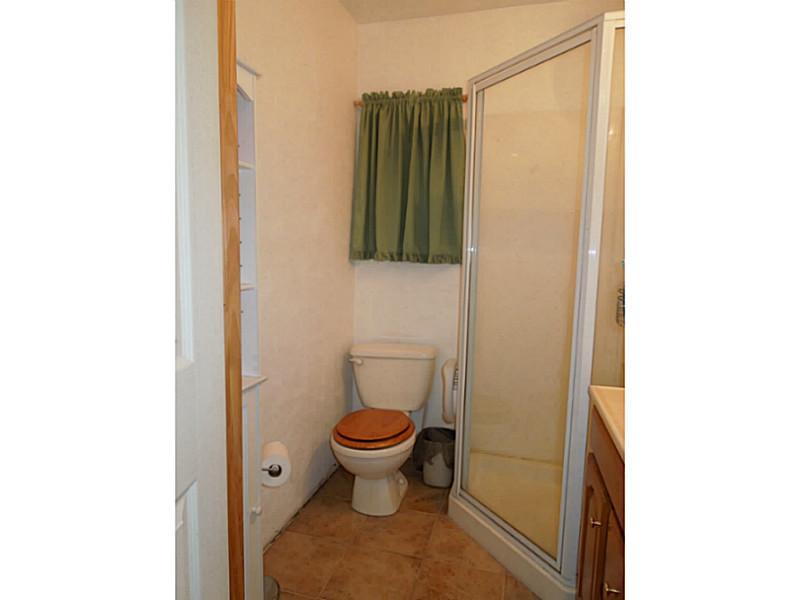 182 Penn Manor Road Irwin, PA 15642 - Photo 10 of 25 Full Bath.