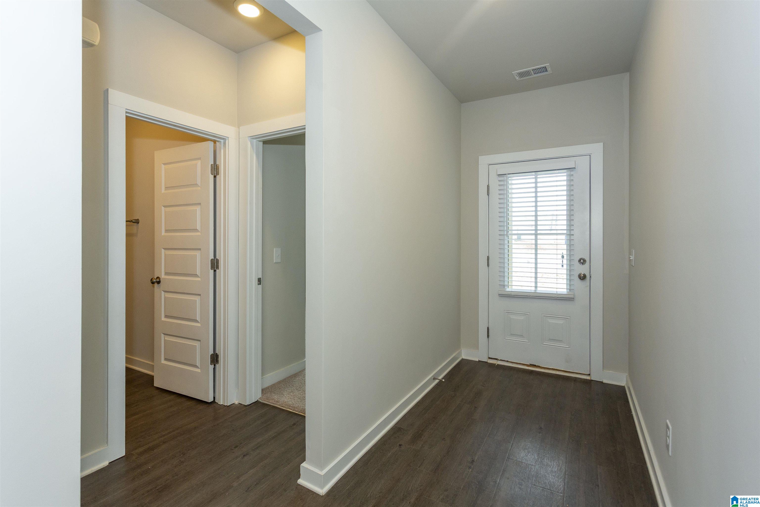 200 Ridgeview Circle Jemison, AL 35085 - Photo 9 of 37 Gallery Image 9