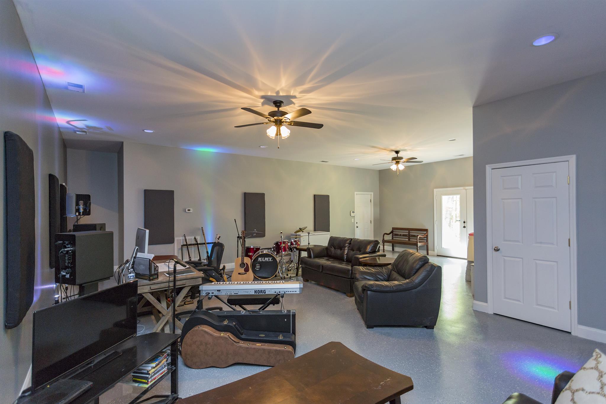 2734 New Cut Road Greenbrier, TN 37073 - Photo 23 of 30 Gallery Image 23