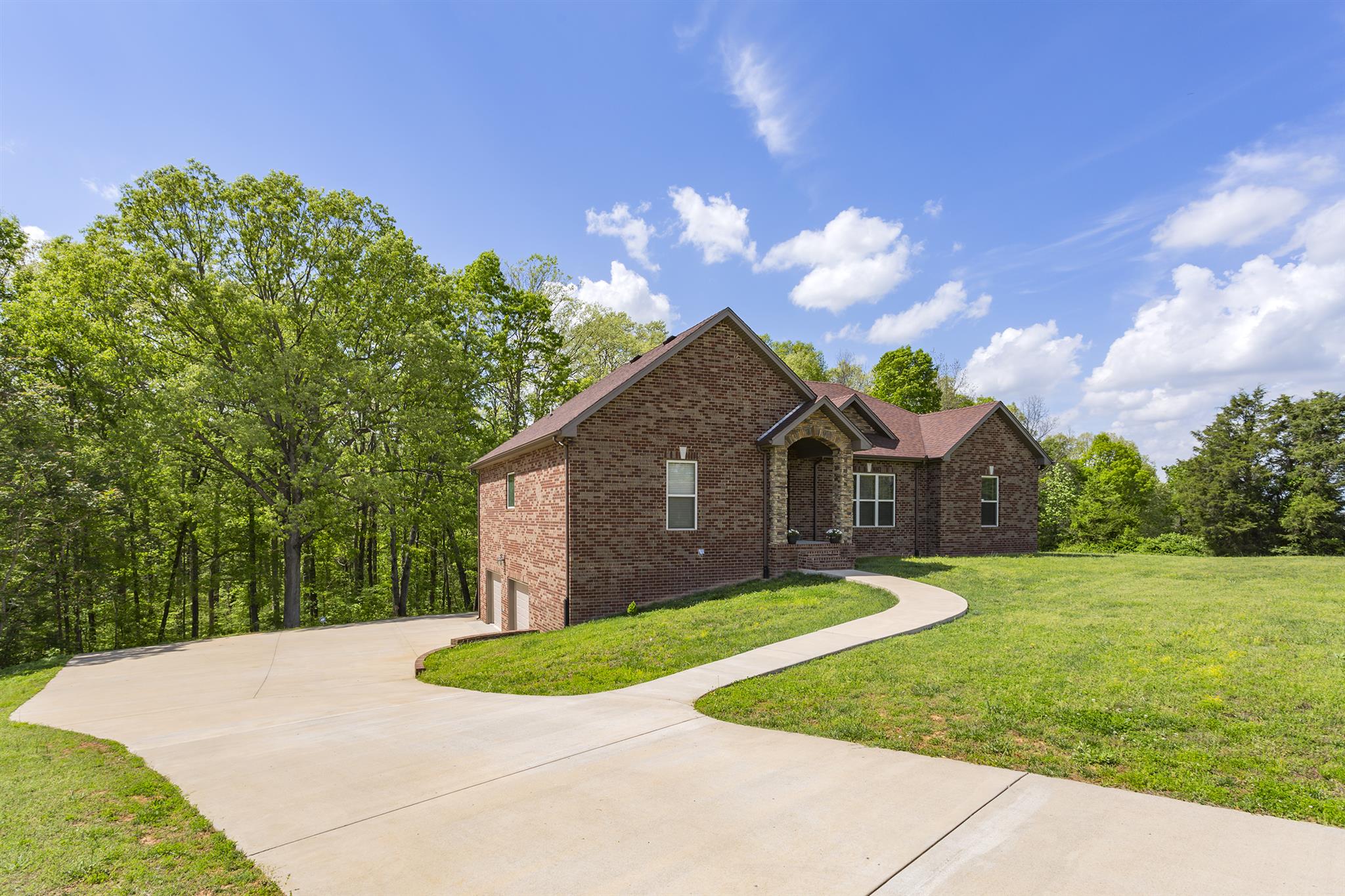 2734 New Cut Road Greenbrier, TN 37073 - Photo 6 of 30 Gallery Image 6