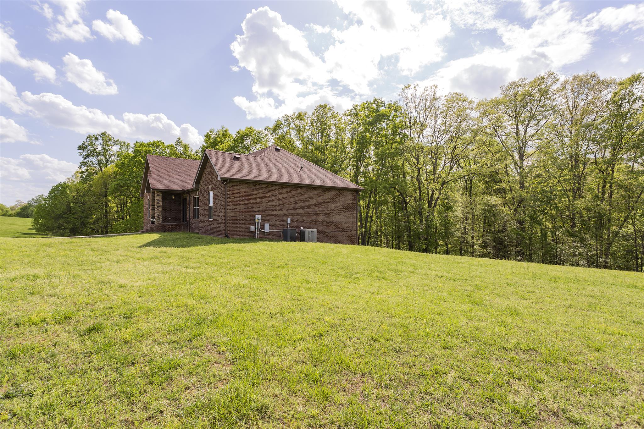 2734 New Cut Road Greenbrier, TN 37073 - Photo 7 of 30 Gallery Image 7