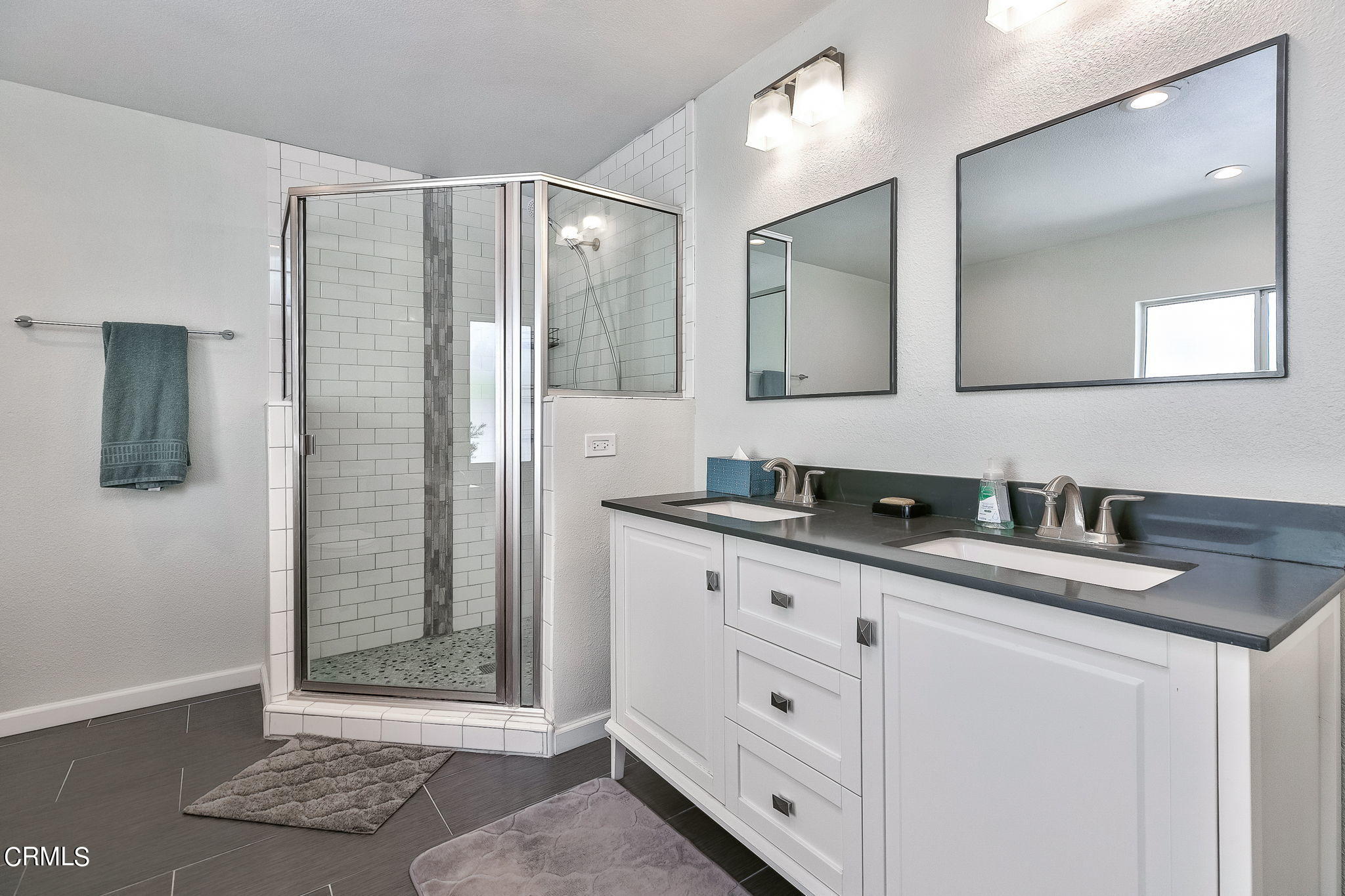 296 Foothill Drive Fillmore, CA 93015 - Photo 21 of 53 main bath