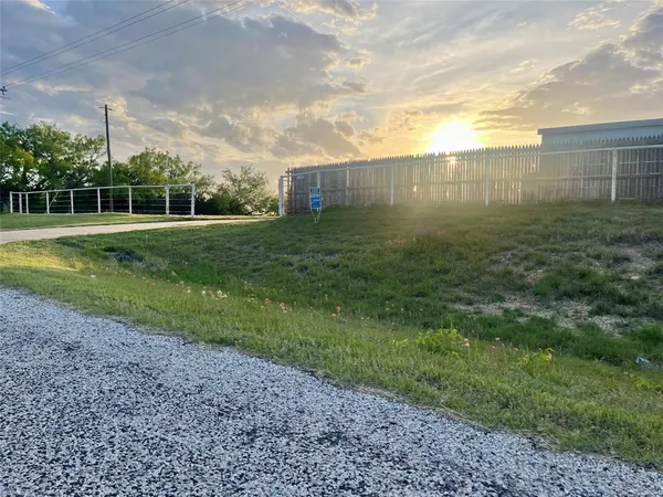$175,000 | 17849 Highway 16, Graford, TX 76449