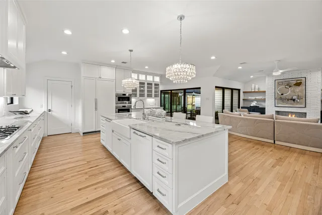 $2,039,900 | 5658 Del Monte Drive, Houston, TX 77056