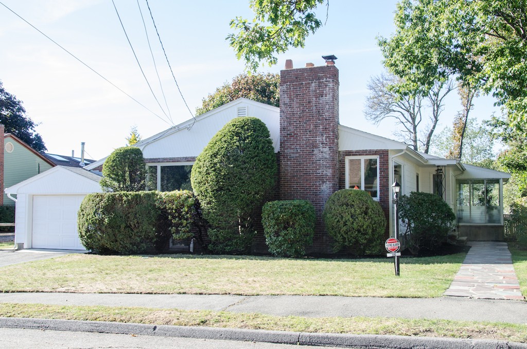 100 Shelton Road Swampscott, MA 01907 - Photo 1 of 27 Gallery Image 1
