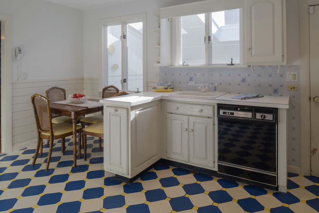 100 Shelton Road Swampscott, MA 01907 - Photo 11 of 27 Gallery Image 11