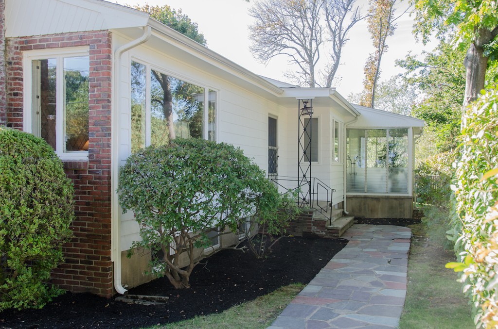 100 Shelton Road Swampscott, MA 01907 - Photo 2 of 27 Gallery Image 2