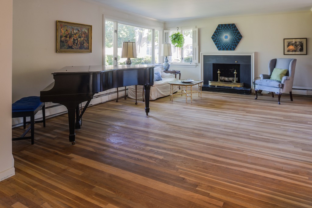 100 Shelton Road Swampscott, MA 01907 - Photo 4 of 27 Gallery Image 4