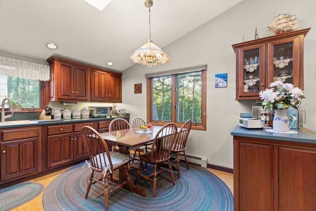 39 Austin Road Sudbury, MA 01776 - Photo 8 of 18