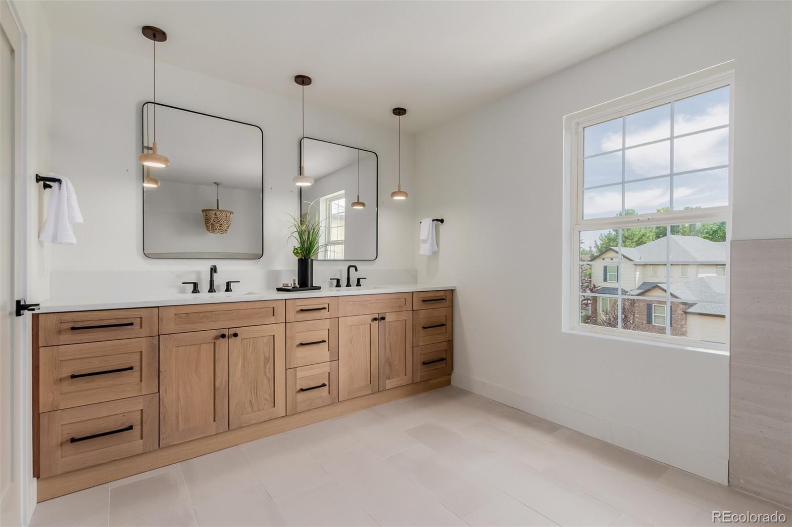 2703 Timberchase Trail Highlands Ranch, CO 80126 - Photo 19 of 50 Gallery Image 19