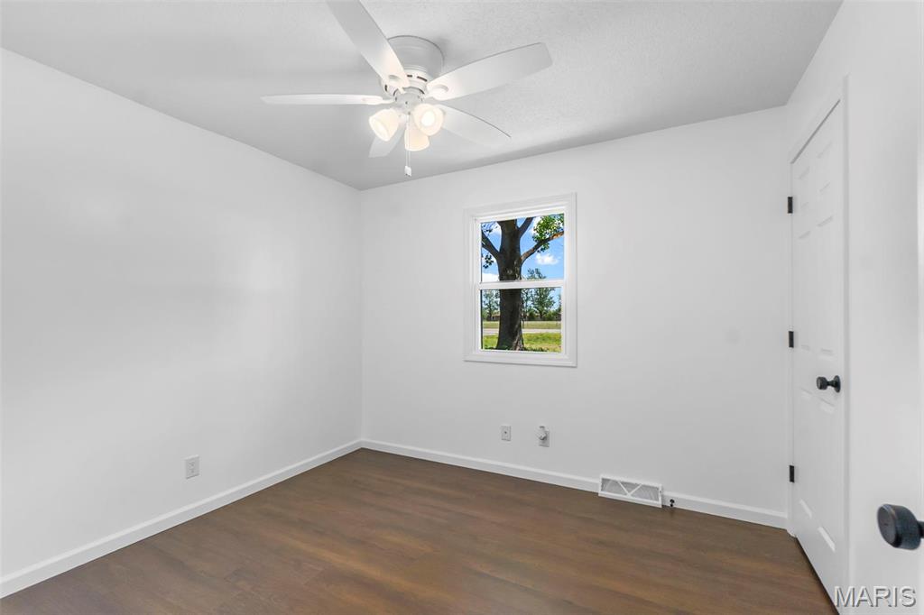 2047 State Hwy H Sikeston, MO 63801 - Photo 14 of 16