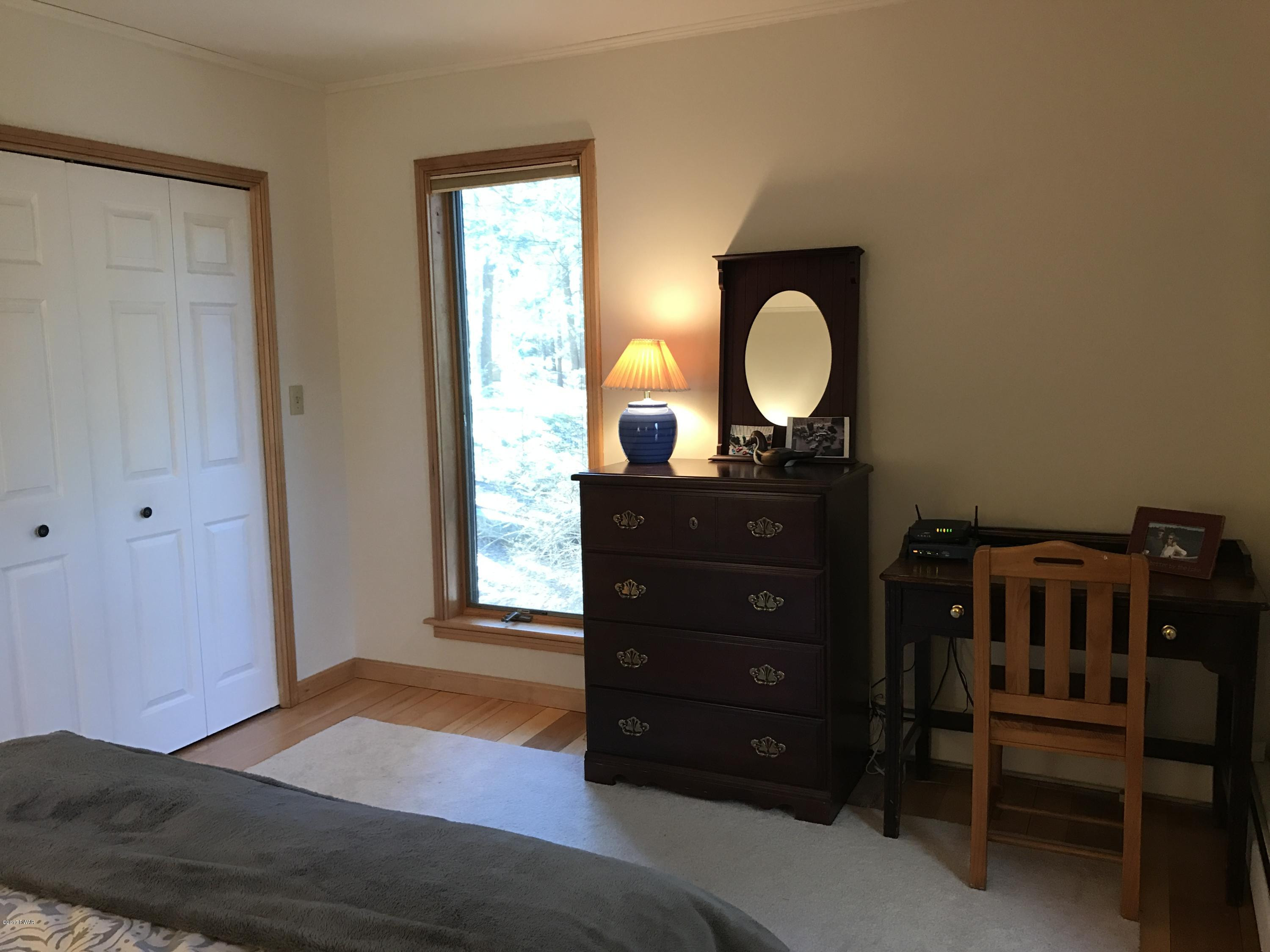 115 Cold Spring Lake Road Shohola, PA 18458 - Photo 17 of 39 HW Fls, Dbl Closet