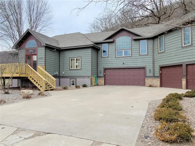 $394,900 | 1260 North Main Street, Altura, MN 55910