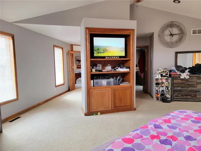 $394,900 | 1260 North Main Street, Altura, MN 55910