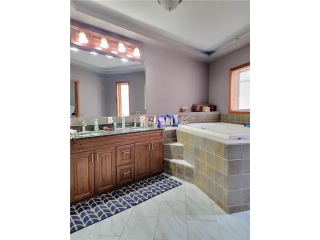 $394,900 | 1260 North Main Street, Altura, MN 55910