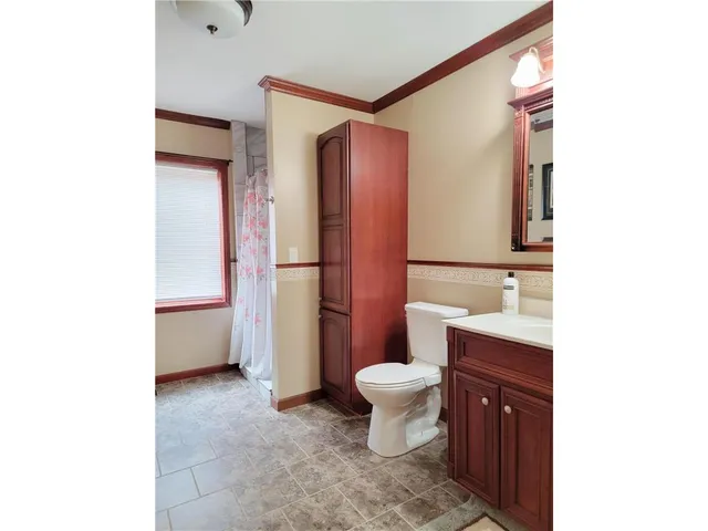 $394,900 | 1260 North Main Street, Altura, MN 55910