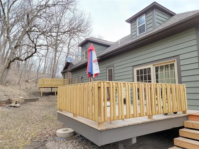 $394,900 | 1260 North Main Street, Altura, MN 55910