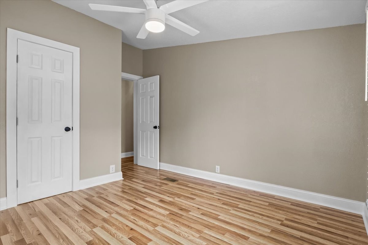 1112 Garners Creek Road Dickson, TN 37055 - Photo 23 of 57 wooden floor in an empty room