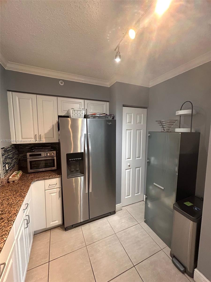 Brickell Miami, FL 33131 - Photo 11 of 23