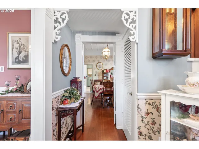 a view of a entryway and dining room