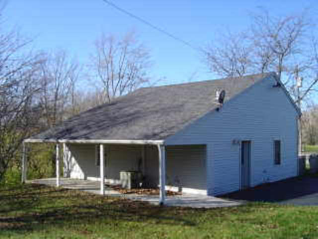 12360 South Old Road Muncie, IN 47302 - Photo 5 of 7