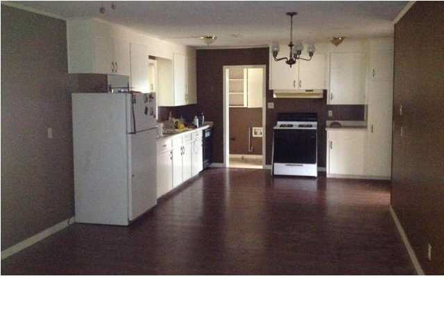 5052 Old Canton Road Jackson, MS 39211 - Photo 3 of 4 KITCHEN