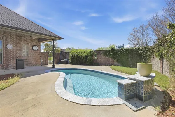 $3,250 | 1549 L'Acadie Drive, Lake Charles, LA 70605