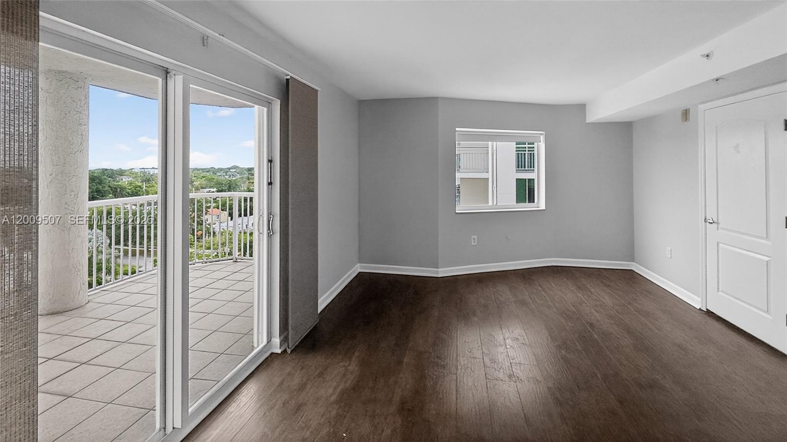 280 Southwest 20th Road, Unit 904 Miami, FL 33129 - Photo 23 of 34