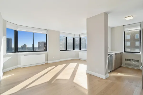 $6,750 | 345 East 94th Street, Unit 25C | Upper East Side