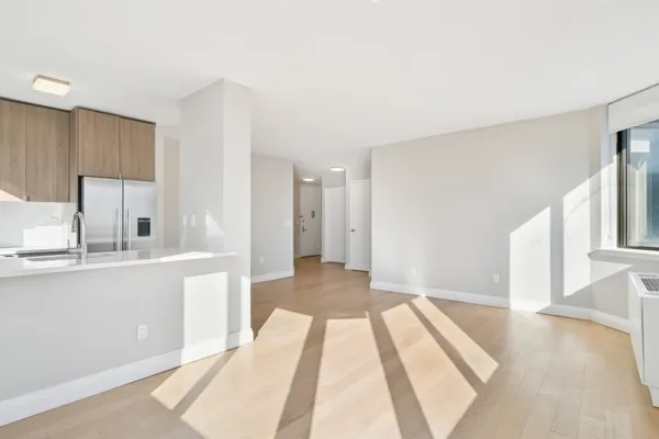 $6,750 | 345 East 94th Street, Unit 25C | Upper East Side