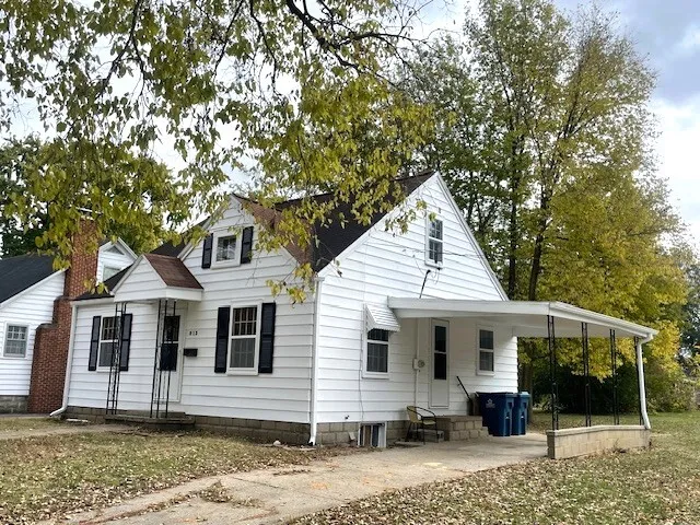 $124,900 | 813 East Washington Street, Monticello, IL 61856
