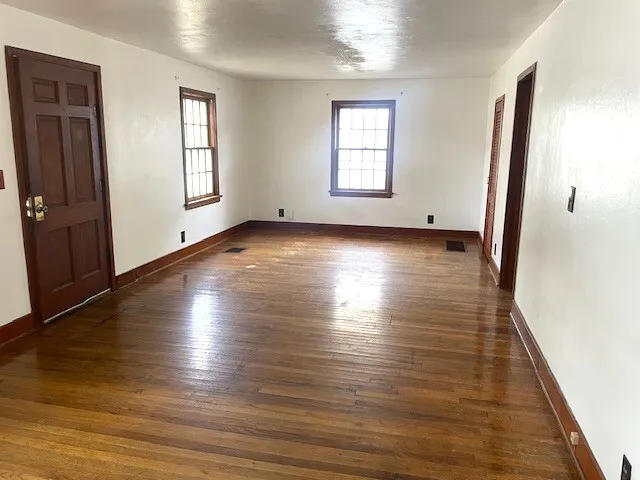 $124,900 | 813 East Washington Street, Monticello, IL 61856