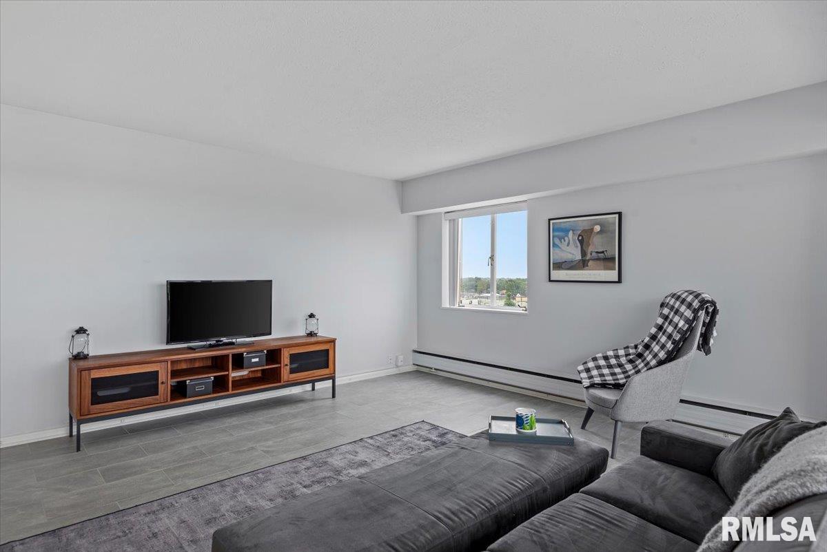 718 South 7th Street, Unit 1000 Springfield, IL 62703 - Photo 16 of 72 Gallery Image 16