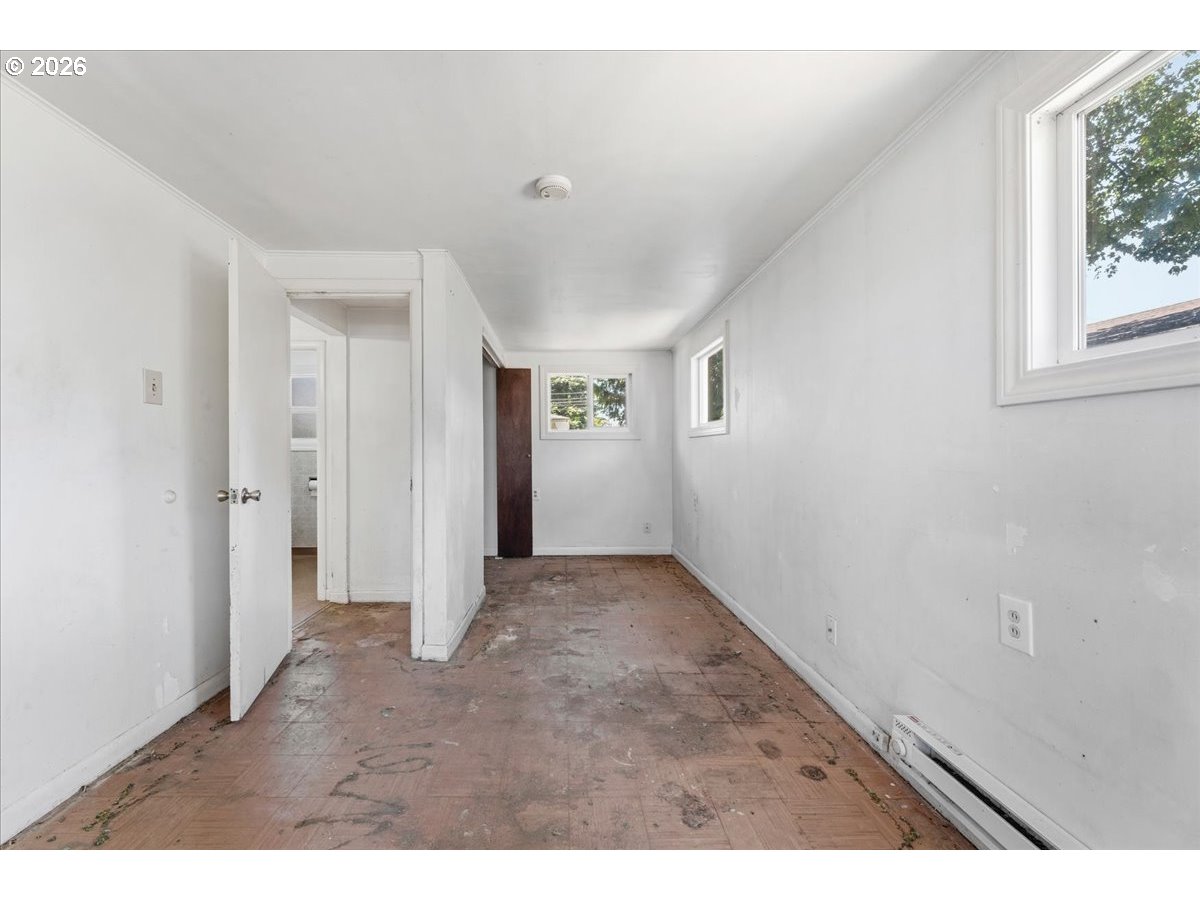 13209 Northeast San Rafael Street Portland, OR 97230 - Photo 17 of 35