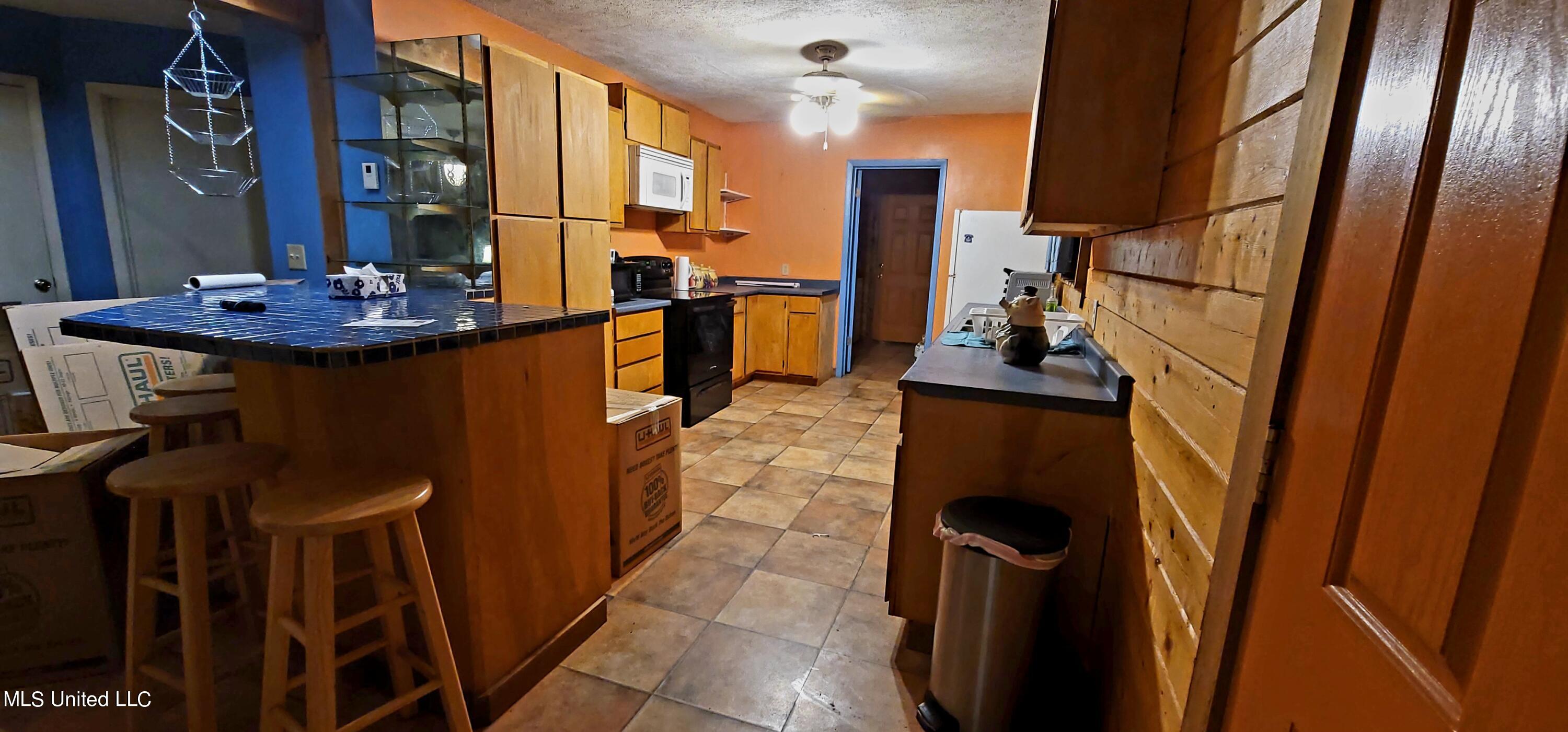 258 Loflin Road Florence, MS 39073 - Photo 6 of 22 20230301_180955