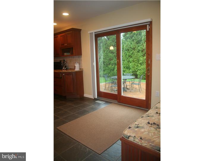 32 Ludlow Road Yardley, PA 19067 - Photo 6 of 25 Breakfast Room