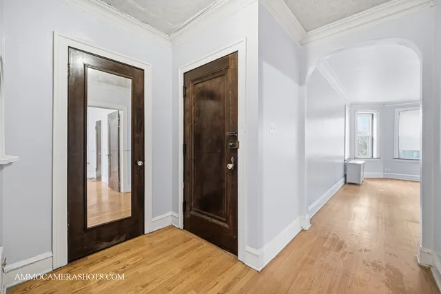 $2,500 | 2045 West Farragut Avenue, Unit 3, Chicago, IL 60625