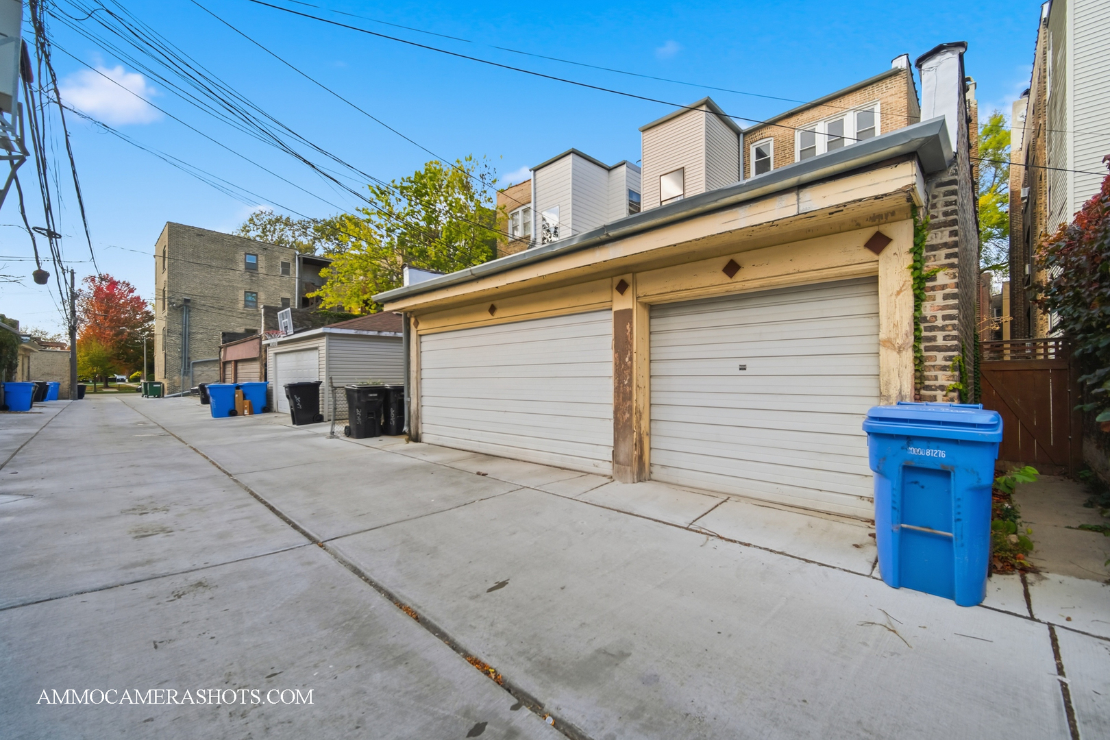 2045 West Farragut Avenue, Unit 3 Chicago, IL 60625 - Photo 10 of 32 a view of a street with cars