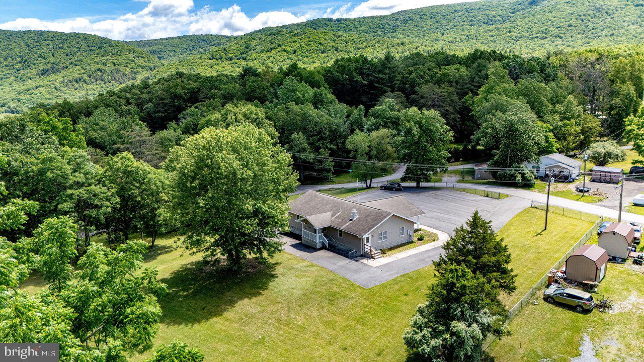 204 Gambill Road Franklin, WV 26807 - Photo 31 of 44 Gallery Image 31