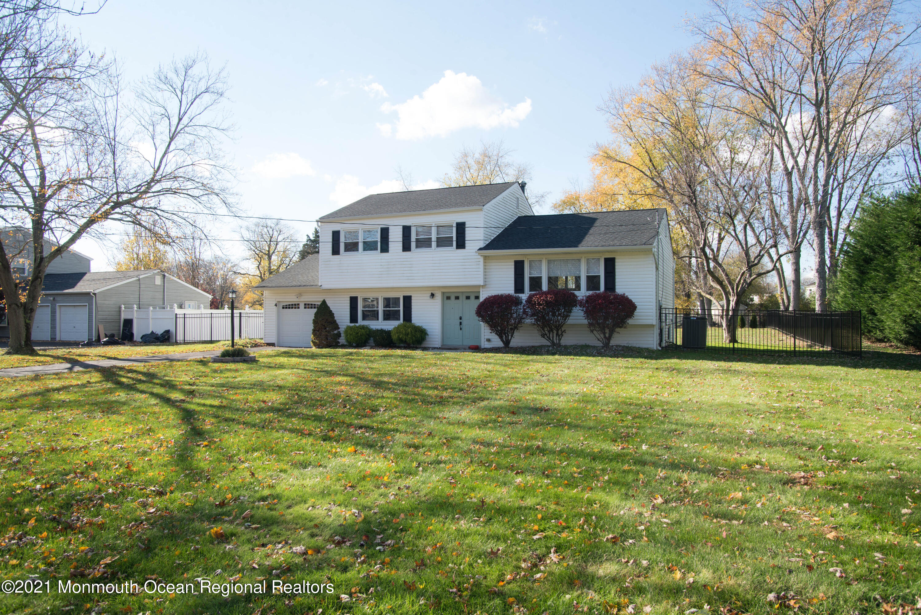 4 Lowell Road Manalapan, NJ 07726 - Photo 26 of 30 _RMJ5157 front