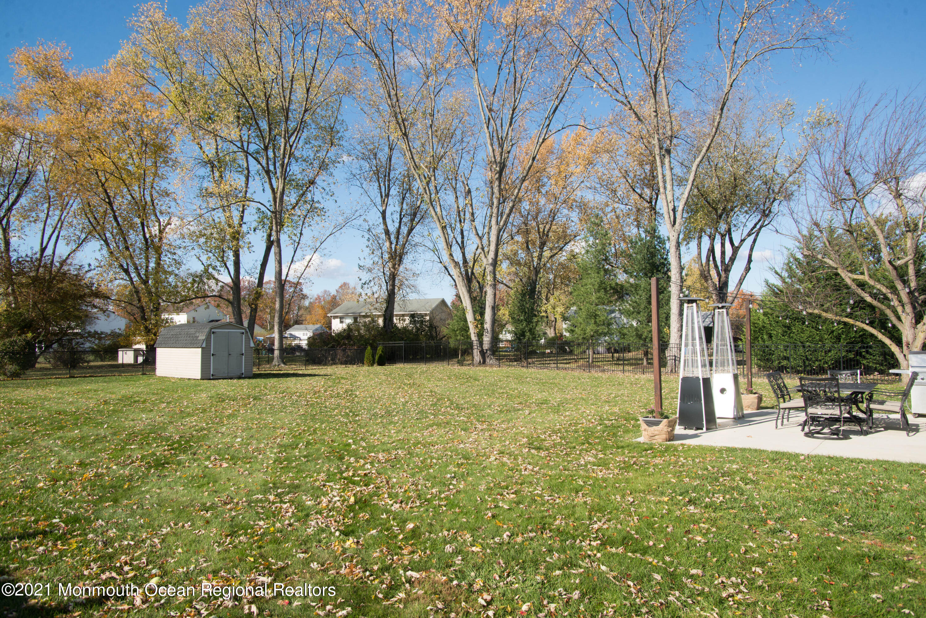 4 Lowell Road Manalapan, NJ 07726 - Photo 27 of 30 _RMJ5165 backyard