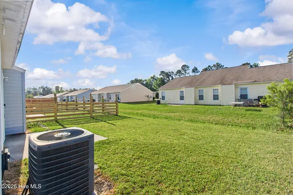 $1,350 | 112 Kobe Drive, Havelock, NC 28532