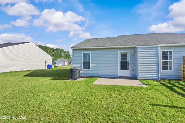 $1,350 | 112 Kobe Drive, Havelock, NC 28532