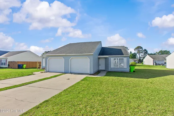 $1,350 | 112 Kobe Drive, Havelock, NC 28532