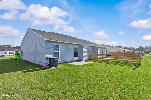 $1,350 | 112 Kobe Drive, Havelock, NC 28532