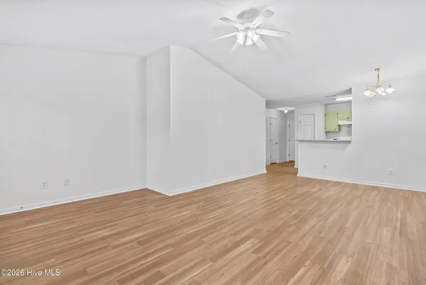 $1,350 | 112 Kobe Drive, Havelock, NC 28532