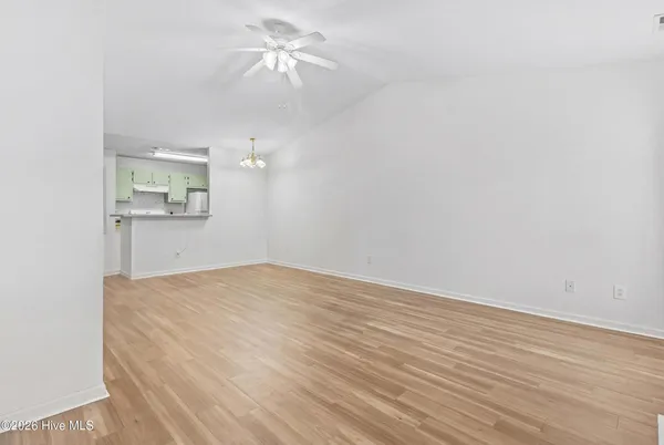 $1,350 | 112 Kobe Drive, Havelock, NC 28532