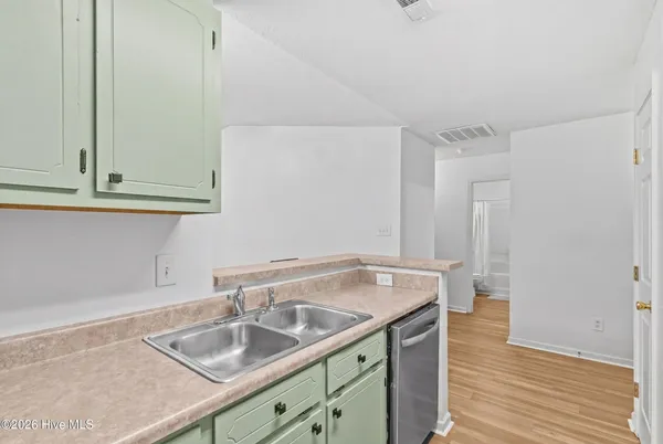 $1,350 | 112 Kobe Drive, Havelock, NC 28532